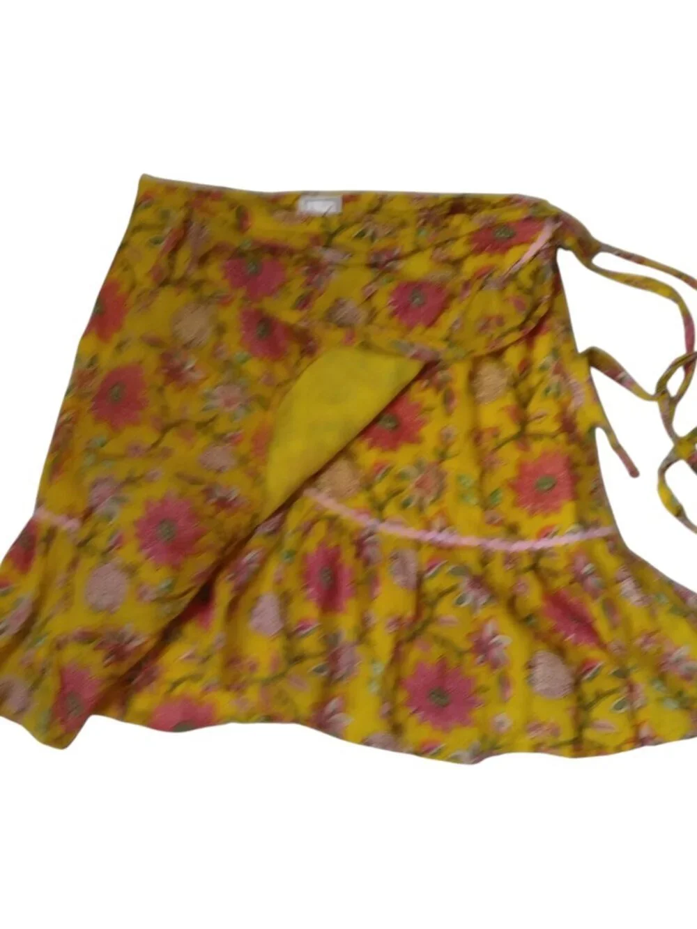 Neve & Noor Floral Wrap Mini Skirt Size Medium Ruffle Flirty Boho Cottagecore
